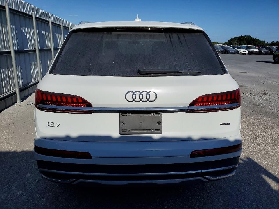 79588315 :رقم المزاد ، WA1AXAF77MD021947 vin ، 2021 Audi Q7 مزاد بيع