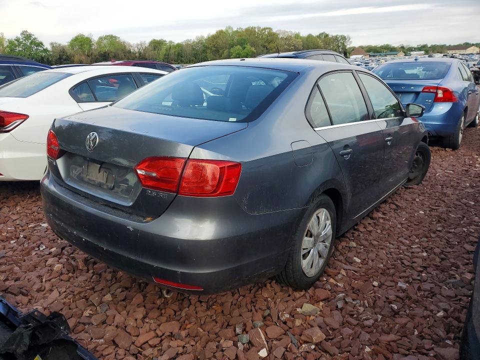 50048426 :رقم المزاد ، 3VWDP7AJ4DM221162 vin ، 2013 Volkswagen Jetta مزاد بيع