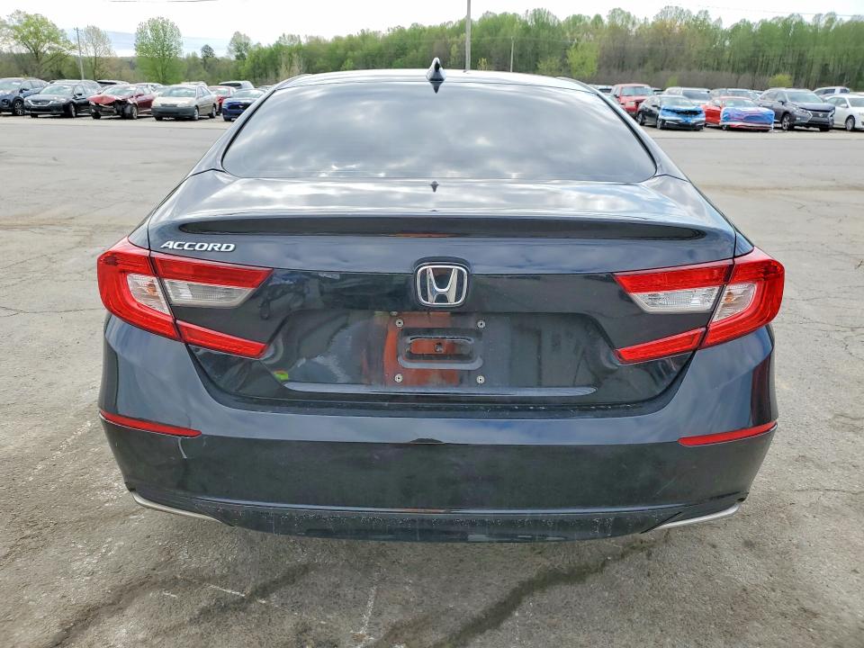 Aukcja sprzedaży 2018 Honda Accord, vin: 1HGCV1F50JA214572, numer aukcji: 49075096