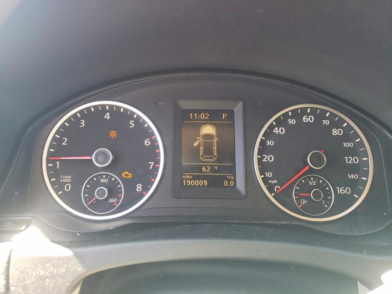 Продаж на аукціоні авто 2011 Volkswagen Tiguan, vin: WVGAV7AX2BW000832, номер лоту: 51419826