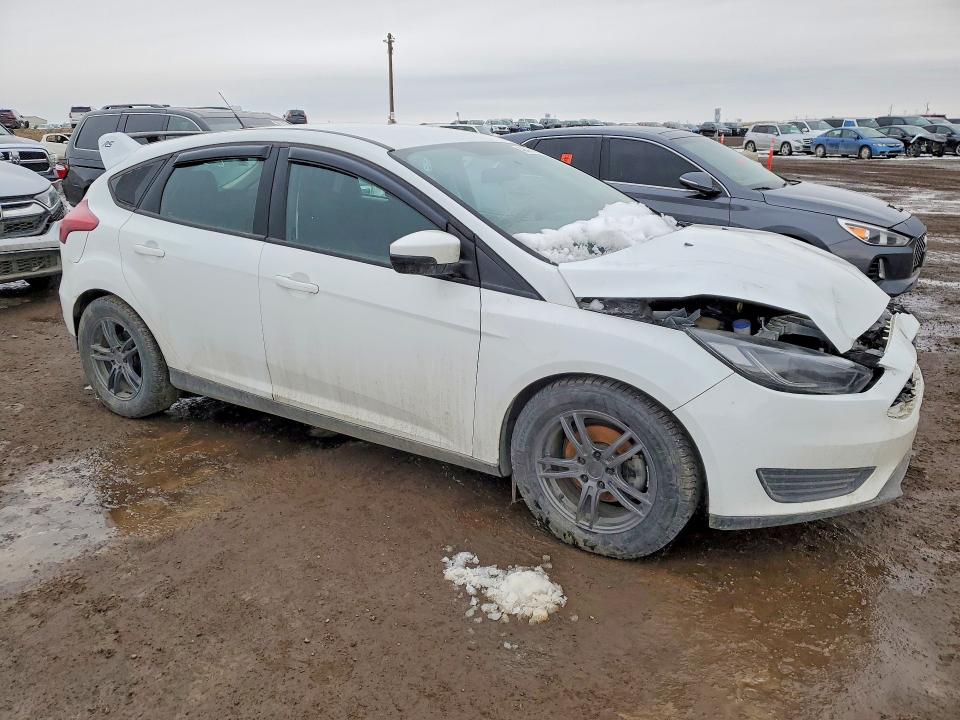 48474366 :رقم المزاد ، 1FADP3K25GL400227 vin ، 2016 Ford Focus مزاد بيع