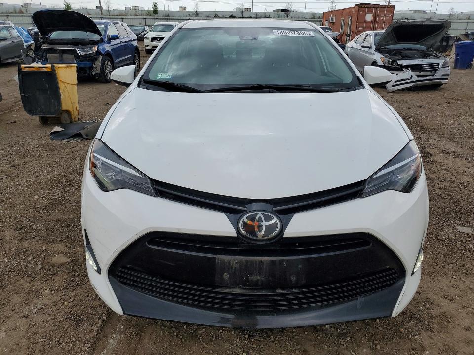 50597306 :رقم المزاد ، 2T1BURHE9HC779353 vin ، 2017 Toyota Corolla مزاد بيع