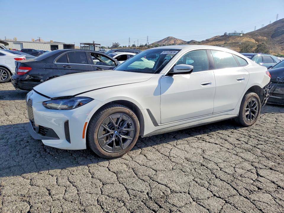 51122826 :رقم المزاد ، WBY23HD06SFV70043 vin ، 2025 Bmw I4 مزاد بيع