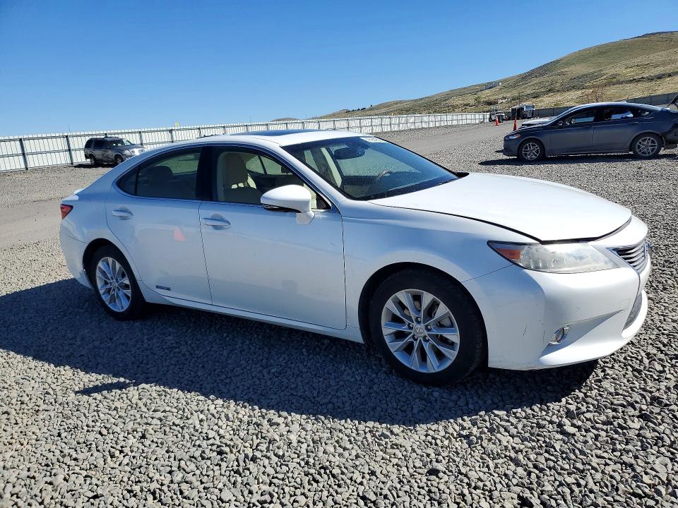 2013 Lexus Es 300h მანქანა იყიდება აუქციონზე, vin: JTHBW1GG2D2012191, აუქციონის ნომერი: 47264936