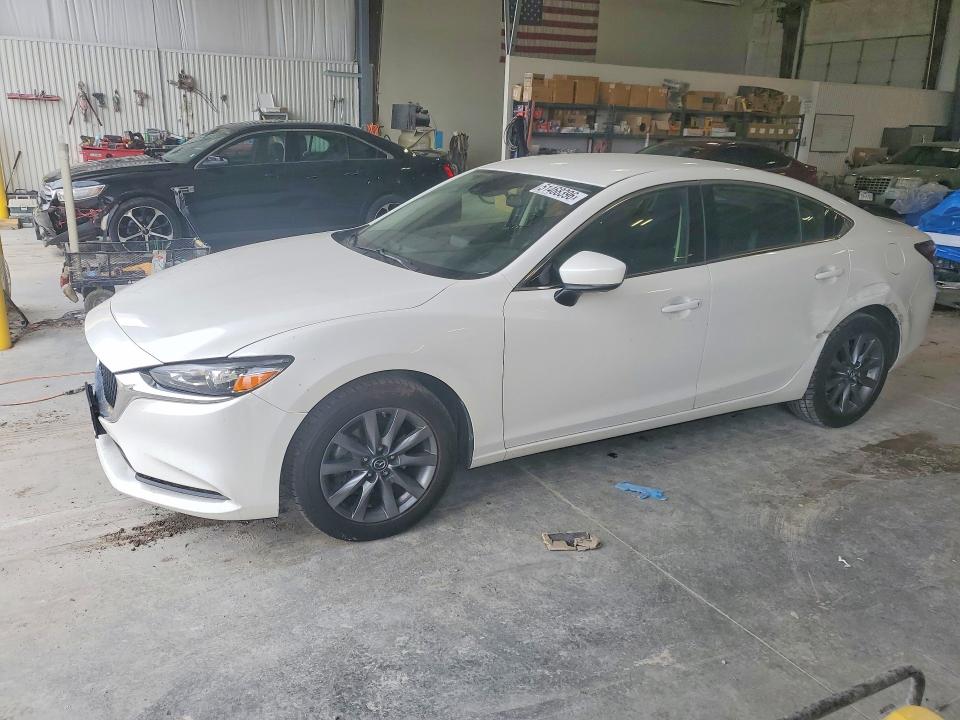 51468396 :رقم المزاد ، JM1GL1UM8J1311857 vin ، 2018 Mazda 6 مزاد بيع