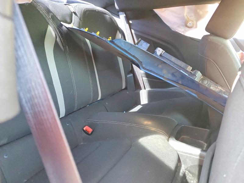 50636916 :رقم المزاد ، 1G1FE1R7XJ0175576 vin ، 2018 Chevrolet Camaro مزاد بيع