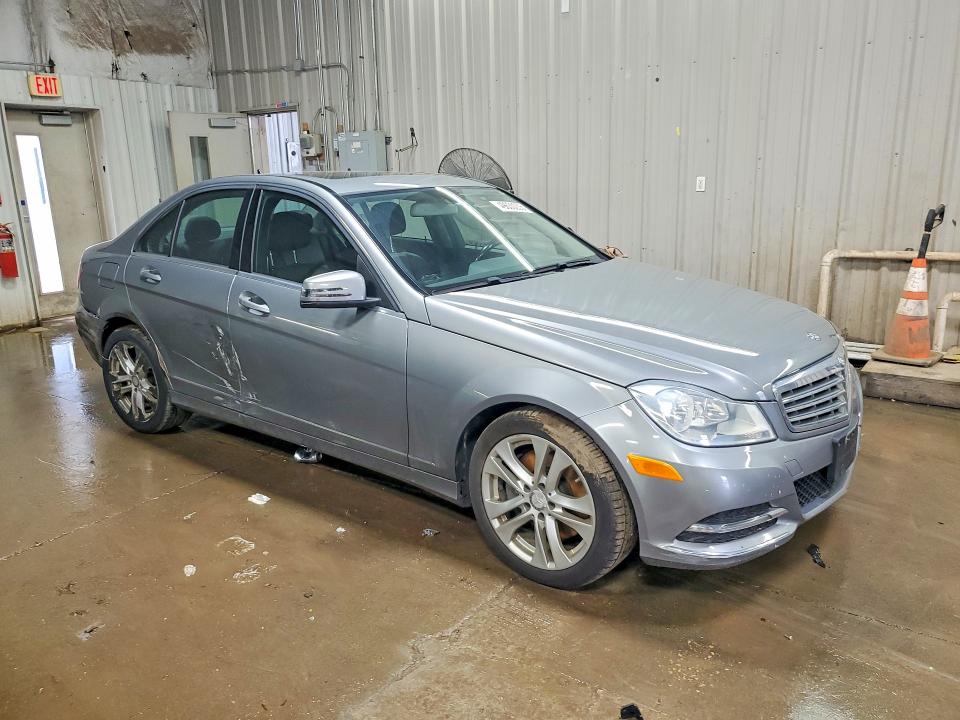 Продажа на аукционе авто 2014 Mercedes-benz C, vin: WDDGF8AB7ER319755, номер лота: 49630236
