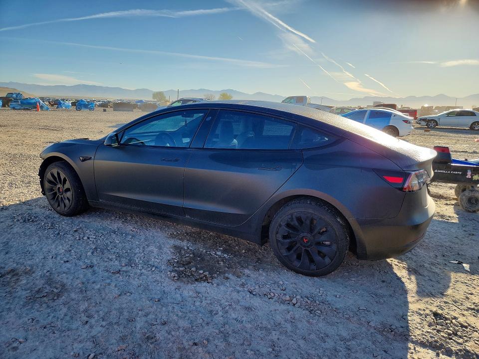 48678816 :رقم المزاد ، 5YJ3E1EB1NF195291 vin ، 2022 Tesla Model 3 مزاد بيع