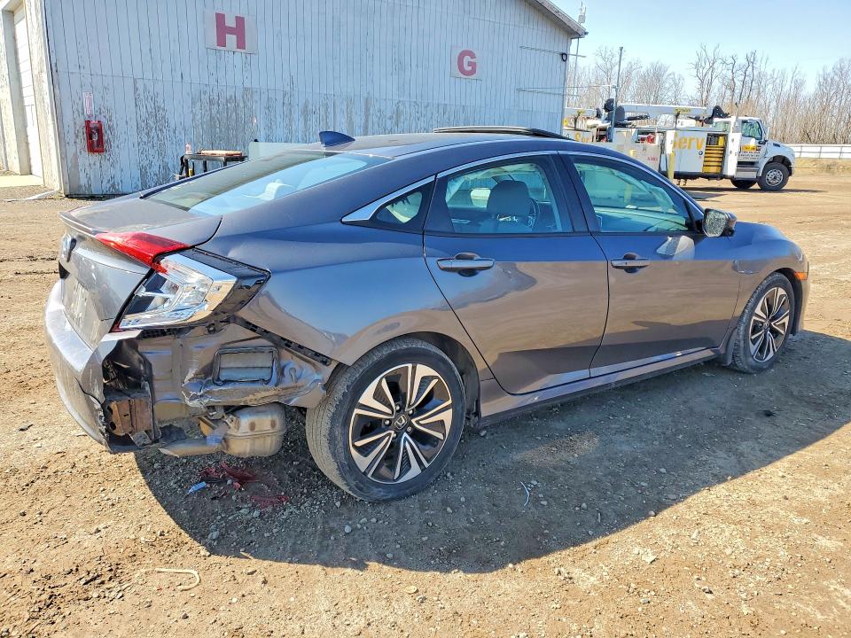 Продажа на аукционе авто 2018 Honda Civic, vin: 2HGFC1F3XJH645486, номер лота: 49155526