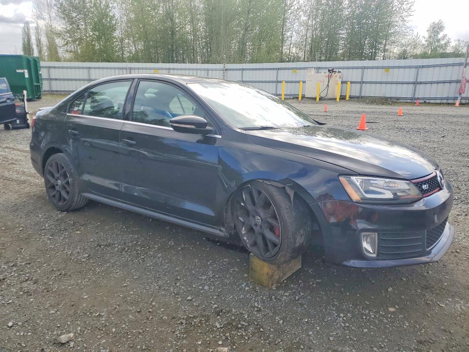51325376 :رقم المزاد ، 3VW4T7AJ3EM302778 vin ، 2014 Volkswagen Jetta مزاد بيع