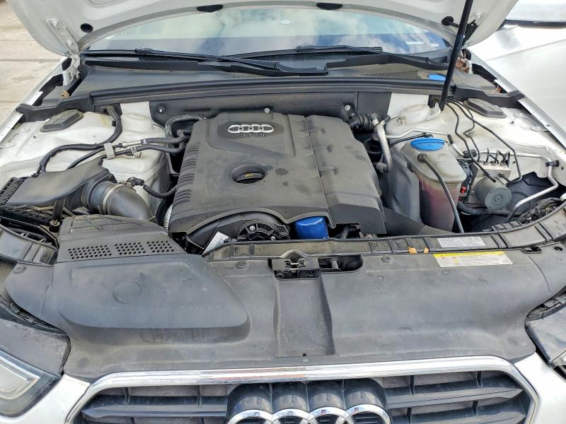 Продажа на аукционе авто 2014 Audi A4, vin: WAUFFAFL9EA128977, номер лота: 50389106