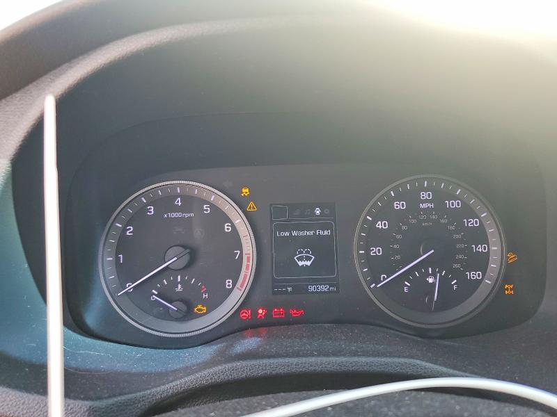 51568626 :رقم المزاد ، KM8J3CA48HU351303 vin ، 2017 Hyundai Tucson مزاد بيع