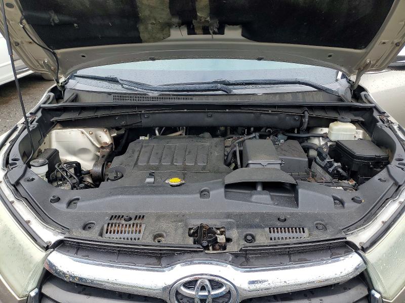 2015 Toyota Uk მანქანა იყიდება აუქციონზე, vin: 5TDYKRFHXFS042700, აუქციონის ნომერი: 51160376