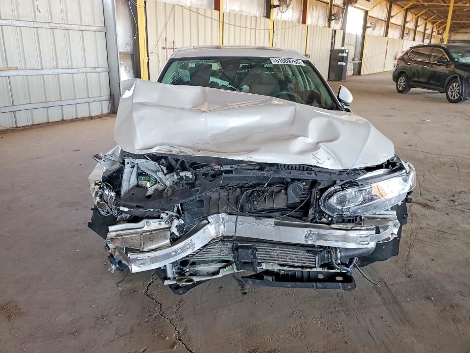 51009756 :رقم المزاد ، 1HGCV1F46JA268109 vin ، 2018 Honda Accord مزاد بيع