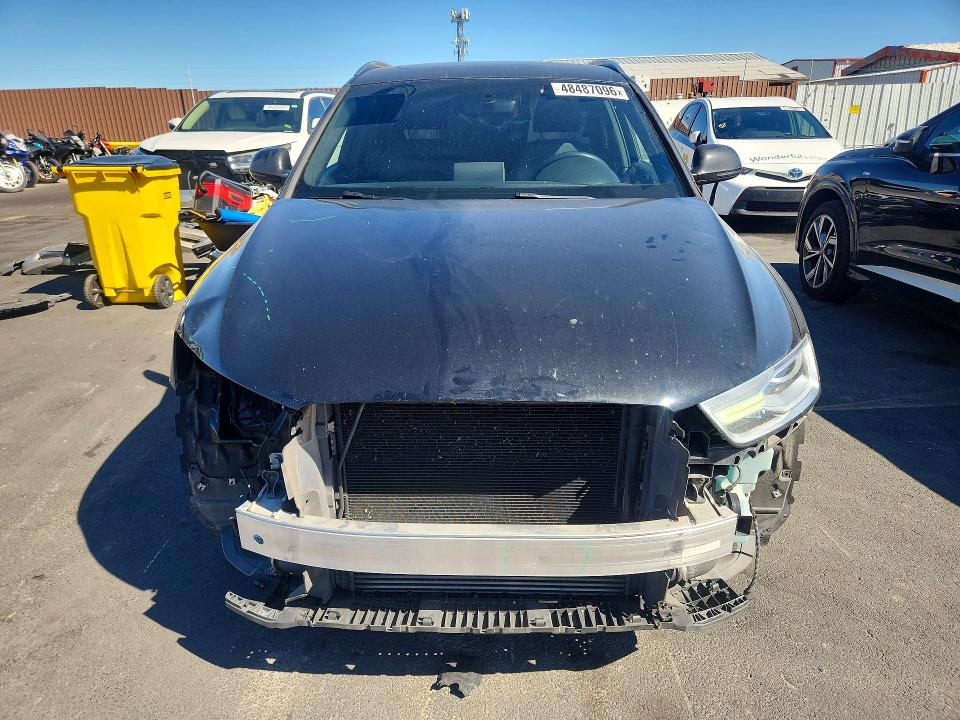 48487096 :رقم المزاد ، WA1BCCFS9HR007136 vin ، 2017 Audi Q3 مزاد بيع