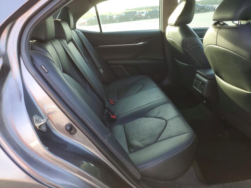 49062636 :رقم المزاد ، 4T1BZ1HK9KU032639 vin ، 2019 Toyota Camry مزاد بيع