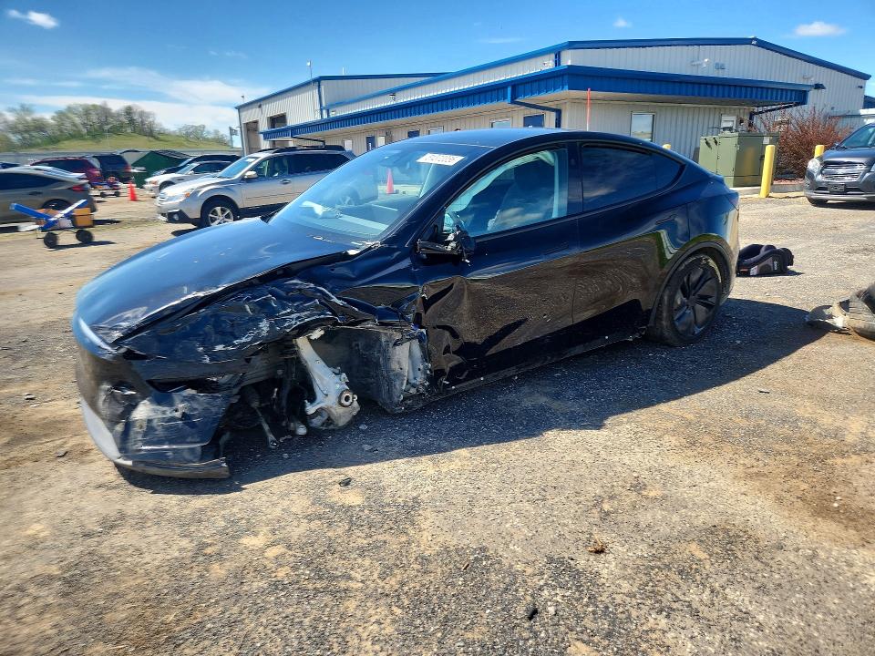 2026 Tesla Model Y მანქანა იყიდება აუქციონზე, vin: 7SAYGDEE6TF421336, აუქციონის ნომერი: 51372056