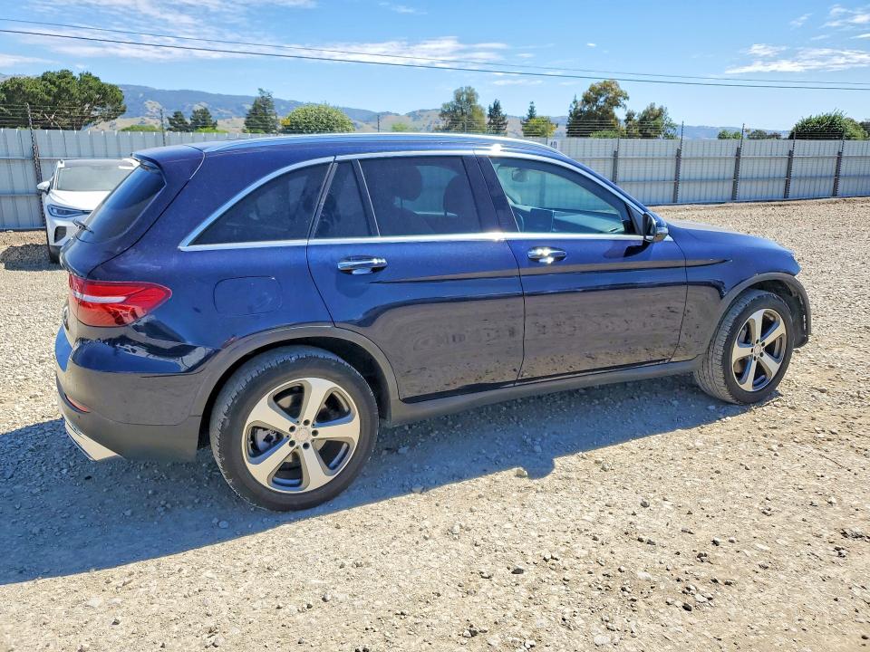 48718946 :رقم المزاد ، WDC0G4JB7HF131206 vin ، 2017 Mercedes-benz Glc مزاد بيع