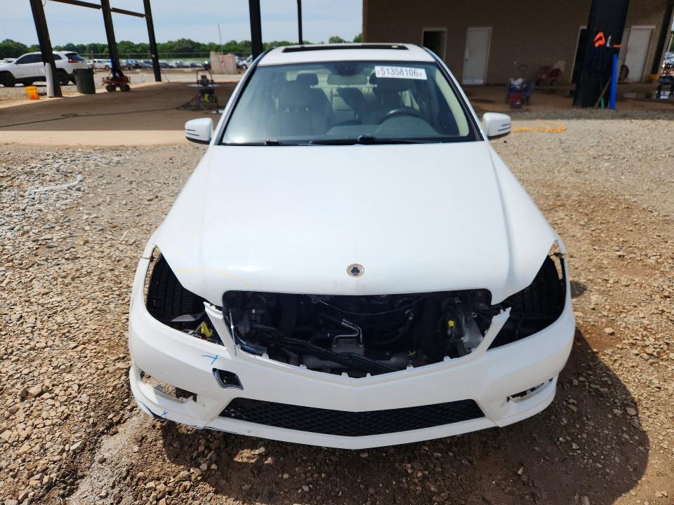 2014 Mercedes-benz C მანქანა იყიდება აუქციონზე, vin: WDDGF4HB0EG206126, აუქციონის ნომერი: 51358106