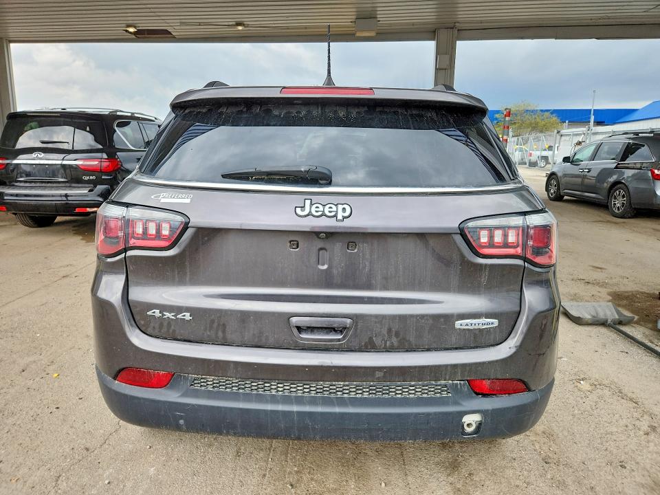 Продаж на аукціоні авто 2018 Jeep Compass 4d, vin: 3C4NJDBB0JT114710, номер лоту: 49758616