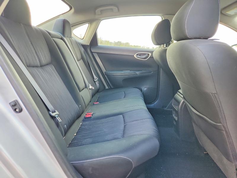 Продажа на аукционе авто 2018 Nissan Sentra, vin: 3N1AB7AP5JL640831, номер лота: 50429526