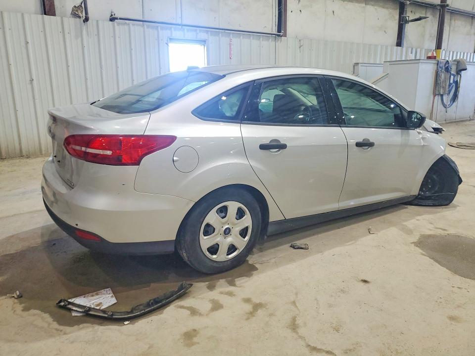 Продажа на аукционе авто 2015 Ford Focus, vin: 1FADP3E27FL323161, номер лота: 47995256