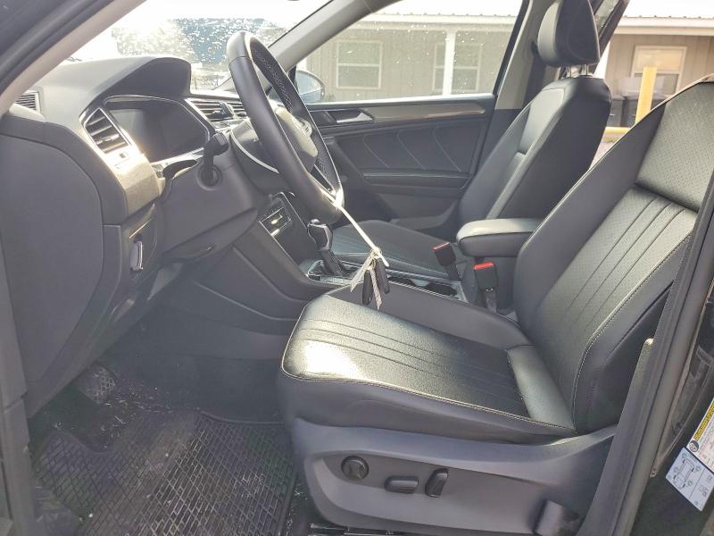 49935696 :رقم المزاد ، 3VV3B7AXXNM047182 vin ، 2022 Volkswagen Tiguan مزاد بيع