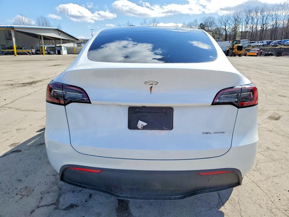 Продаж на аукціоні авто 2023 Tesla Model Y, vin: 7SAYGDEE4PA120311, номер лоту: 48141346