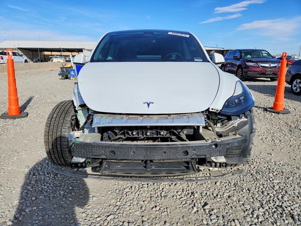 Продажа на аукционе авто 2022 Tesla Model Y, vin: 7SAYGAEE5NF517735, номер лота: 48862016