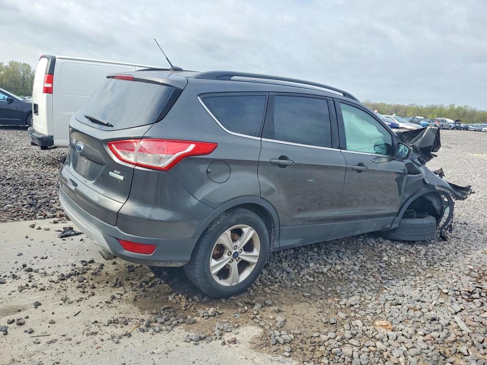 2016 Ford Escape მანქანა იყიდება აუქციონზე, vin: 1FMCU0GX7GUB47385, აუქციონის ნომერი: 49402496