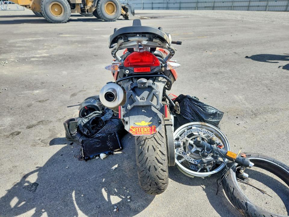 49579066 :رقم المزاد ، WB10B1301DZF87001 vin ، 2013 Bmw F800 مزاد بيع
