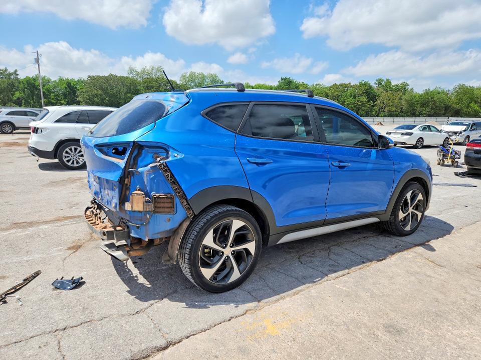 50931256 :رقم المزاد ، KM8J33A20HU391406 vin ، 2017 Hyundai Tucson مزاد بيع