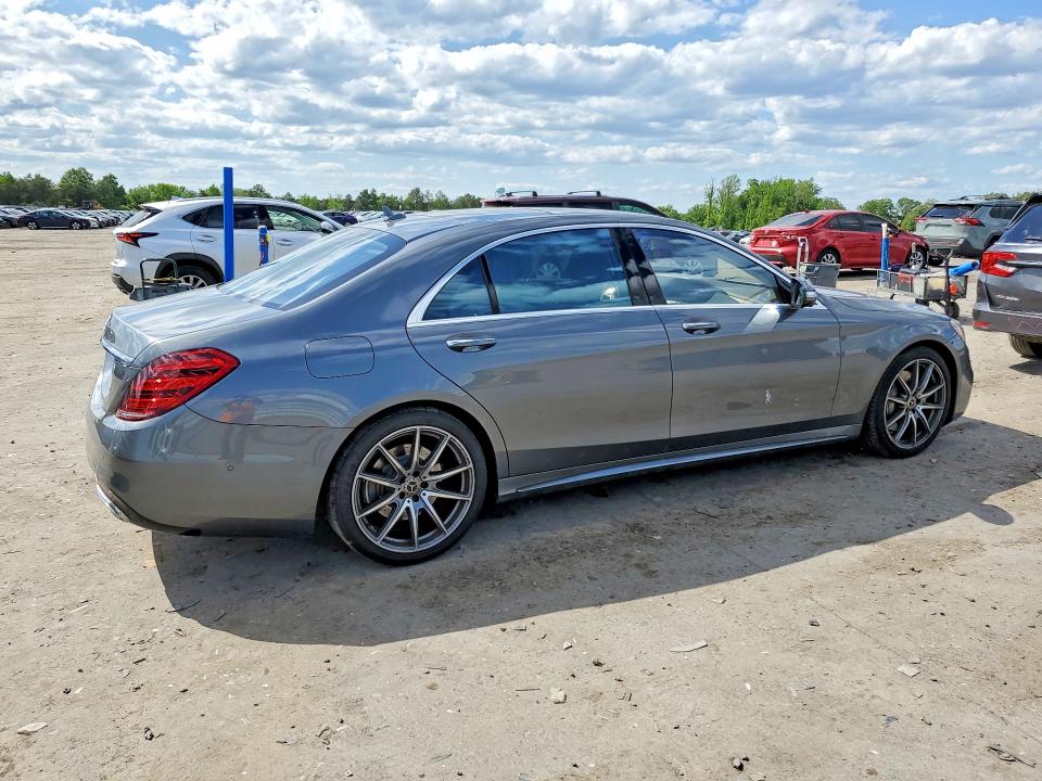 52120906 :رقم المزاد ، WDDUG8DB2JA419427 vin ، 2018 Mercedes-benz S مزاد بيع