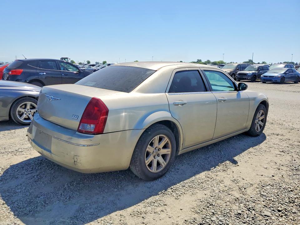 2006 Chrysler 300 მანქანა იყიდება აუქციონზე, vin: 2C3KA53G66H348776, აუქციონის ნომერი: 48483636