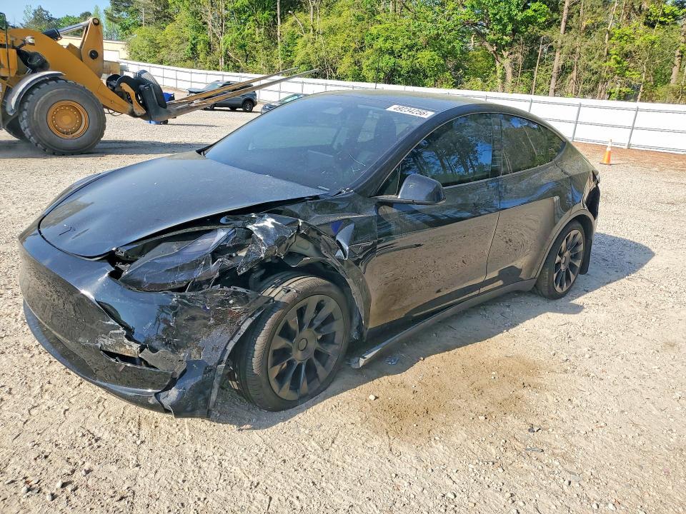 49234256 :رقم المزاد ، 7SAYGAEE2PF610957 vin ، 2023 Tesla Model Y مزاد بيع
