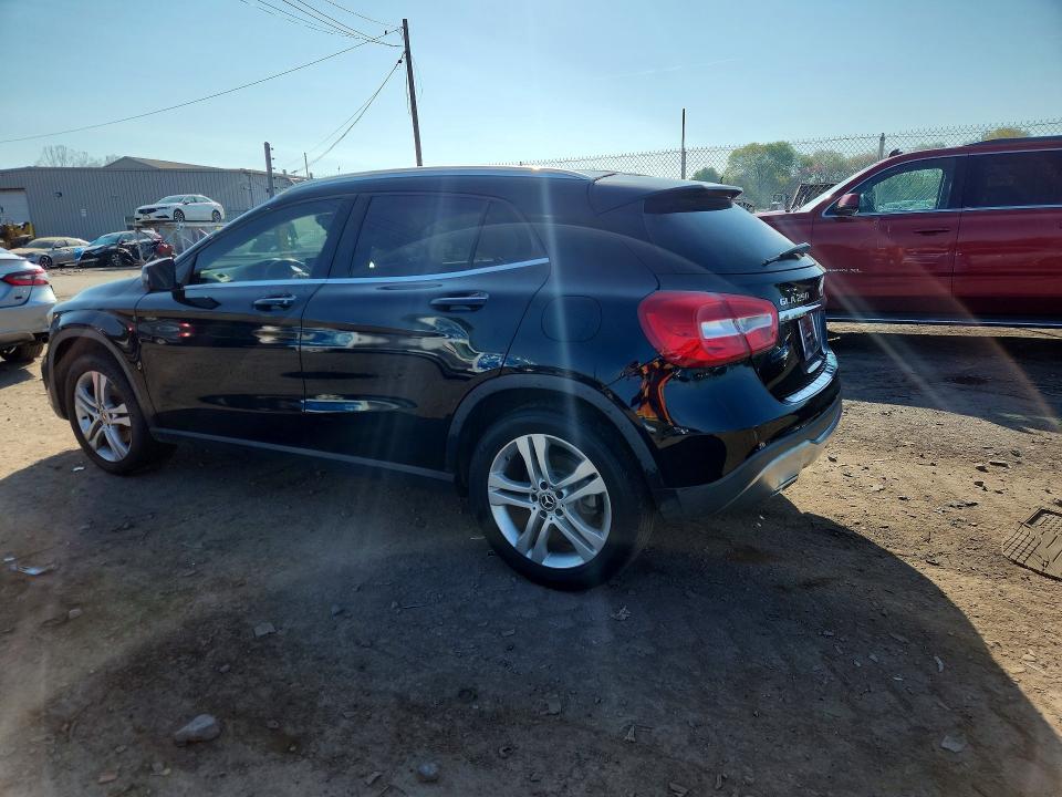 50705506 :رقم المزاد ، WDCTG4GB0JJ486421 vin ، 2018 Mercedes-benz Gla مزاد بيع