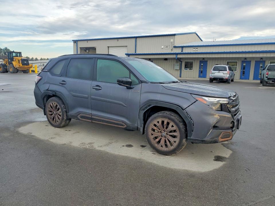49777166 :رقم المزاد ، JF2SLSJD2SH416179 vin ، 2025 Subaru Forester مزاد بيع