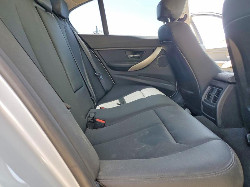 Продаж на аукціоні авто 2016 Bmw 320, vin: WBA8A9C56GK617135, номер лоту: 51672276