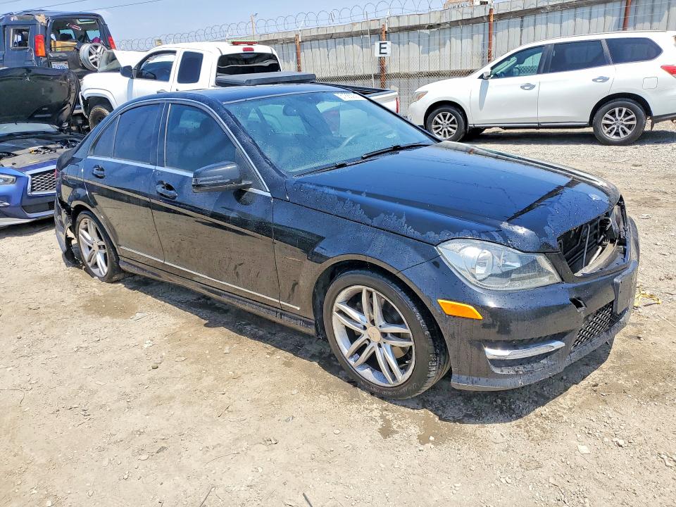 2014 Mercedes-benz C მანქანა იყიდება აუქციონზე, vin: WDDGF4HB3EG249441, აუქციონის ნომერი: 51883936