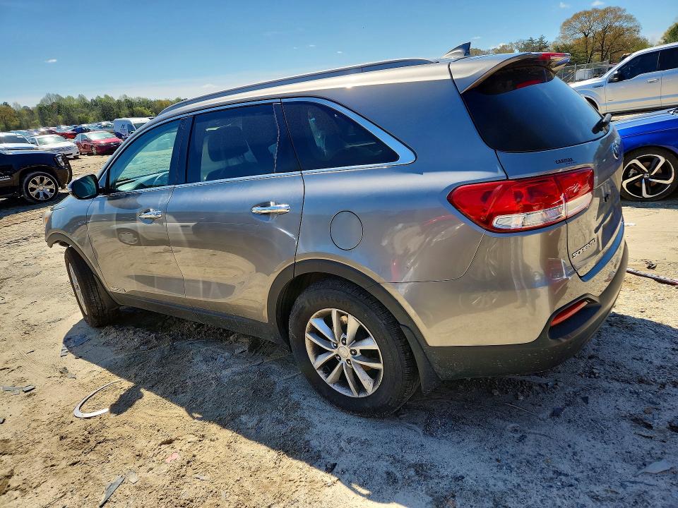 48810516 :رقم المزاد ، 5XYPGDA56HG232135 vin ، 2017 Kia Sorento مزاد بيع