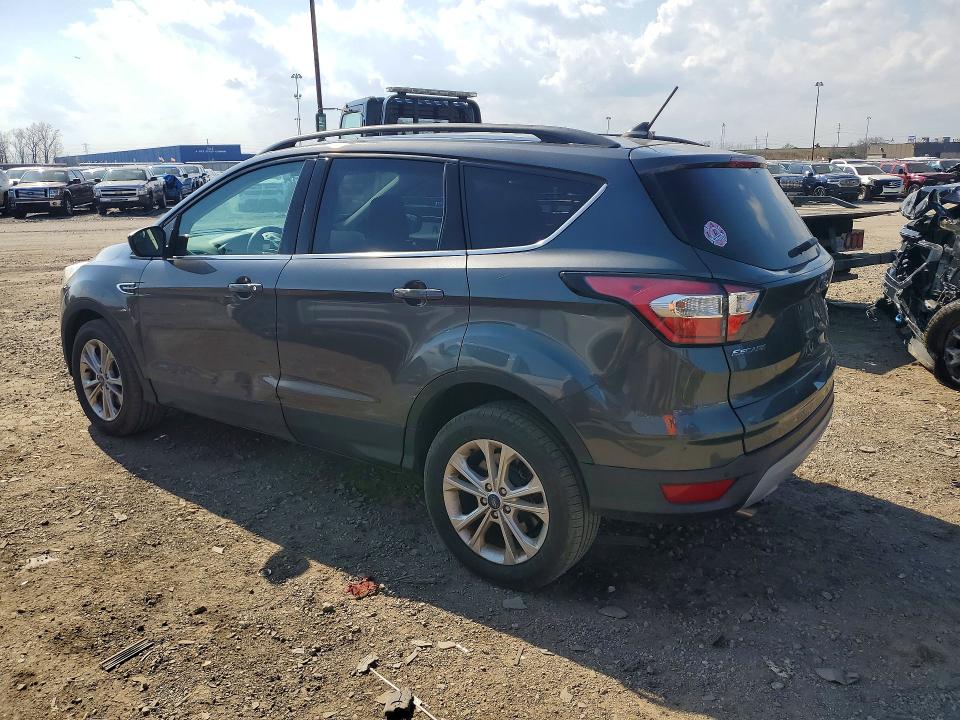 2018 Ford Escape მანქანა იყიდება აუქციონზე, vin: 1FMCU9HD3JUA33738, აუქციონის ნომერი: 51130596