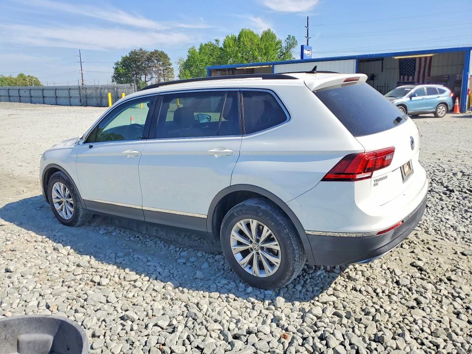 Продаж на аукціоні авто 2018 Volkswagen Tiguan, vin: 3VV2B7AX1JM138847, номер лоту: 49843186