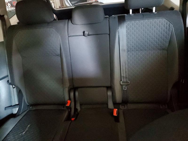 Продаж на аукціоні авто 2018 Volkswagen Tiguan, vin: 3VV0B7AX9JM080624, номер лоту: 49244866