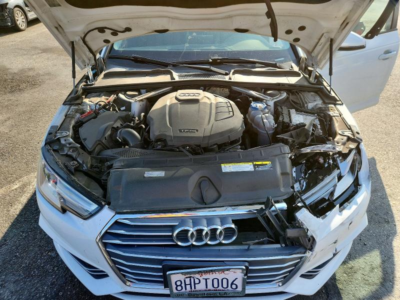 48015906 :رقم المزاد ، WAUKMAF4XJA210403 vin ، 2018 Audi A4 مزاد بيع