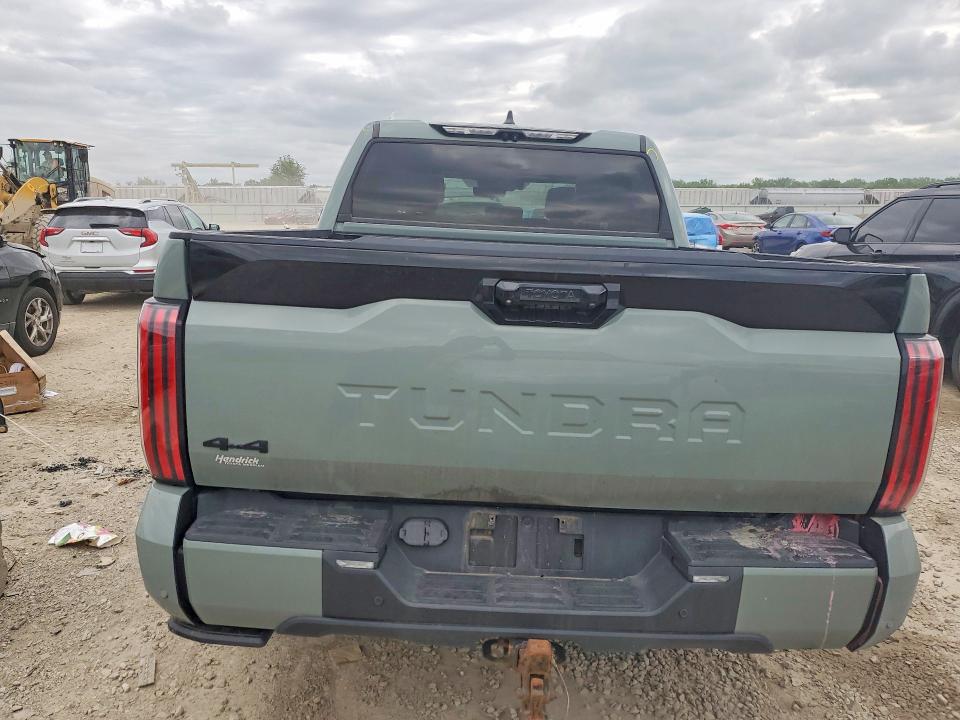 51310696 :رقم المزاد ، 5TFNA5DB5RX147589 vin ، 2024 Toyota Tundra مزاد بيع