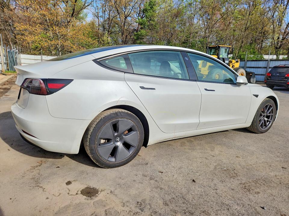 2022 Tesla Model 3 მანქანა იყიდება აუქციონზე, vin: 5YJ3E1EA4NF369443, აუქციონის ნომერი: 48713586
