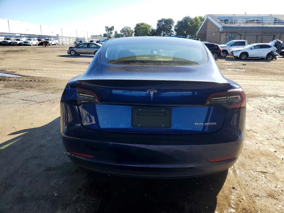 50633086 :رقم المزاد ، 5YJ3E1EC1LF713924 vin ، 2020 Tesla Model 3 مزاد بيع