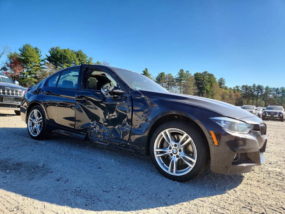 51719676 :رقم المزاد ، WBA8D9G38HNU64709 vin ، 2017 Bmw 330 مزاد بيع