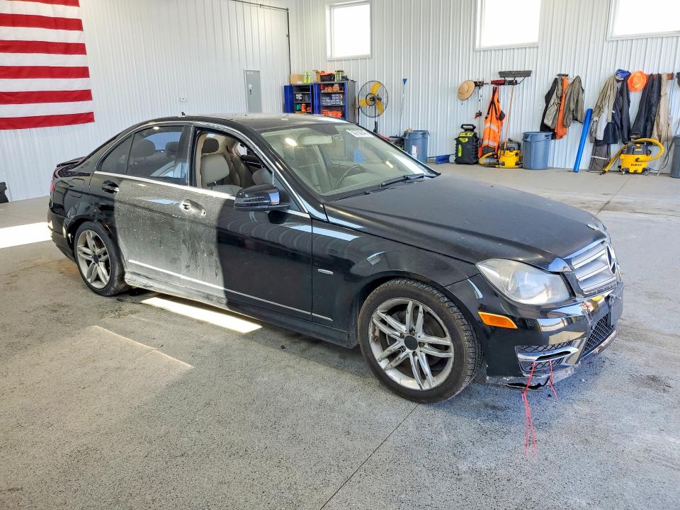 2012 Mercedes-benz C მანქანა იყიდება აუქციონზე, vin: WDDGF4HB0CR234736, აუქციონის ნომერი: 50750246