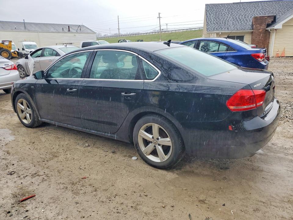49742696 :رقم المزاد ، 1VWAS7A33FC116328 vin ، 2015 Volkswagen Passat مزاد بيع
